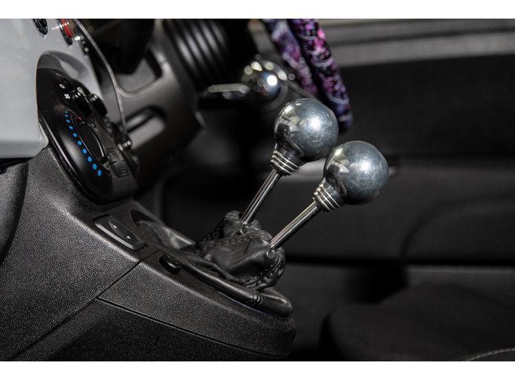 Abarth shifter outlet